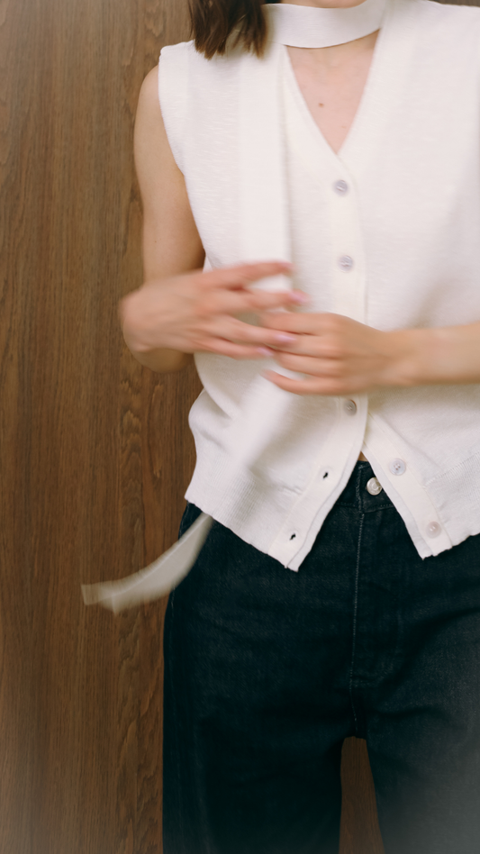 Жилет с лентой